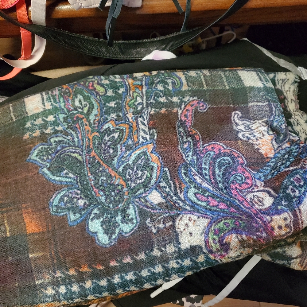 Aphorism large scarf